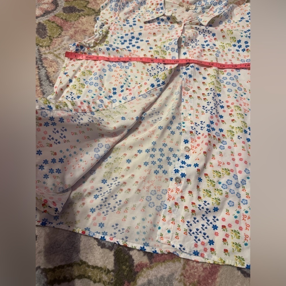 Button up blouse - Picture 3 of 7